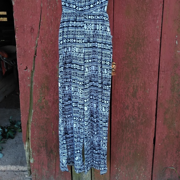 No Boundaries Ladies Small jumpsuit black/white - Picture 2 of 3